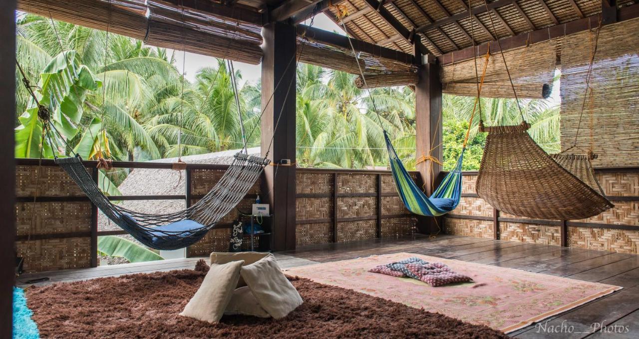 Footprints Homestay (Adults Only) General Luna  Luaran gambar