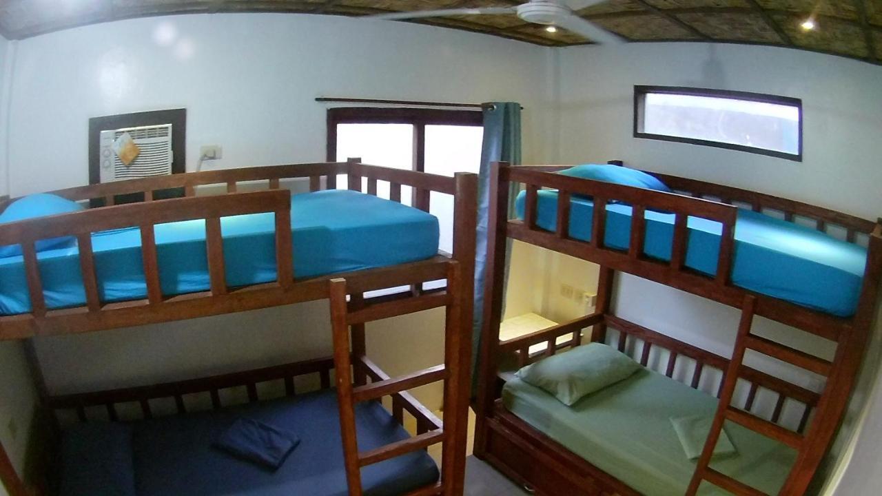 Footprints Homestay (Adults Only) General Luna  Luaran gambar